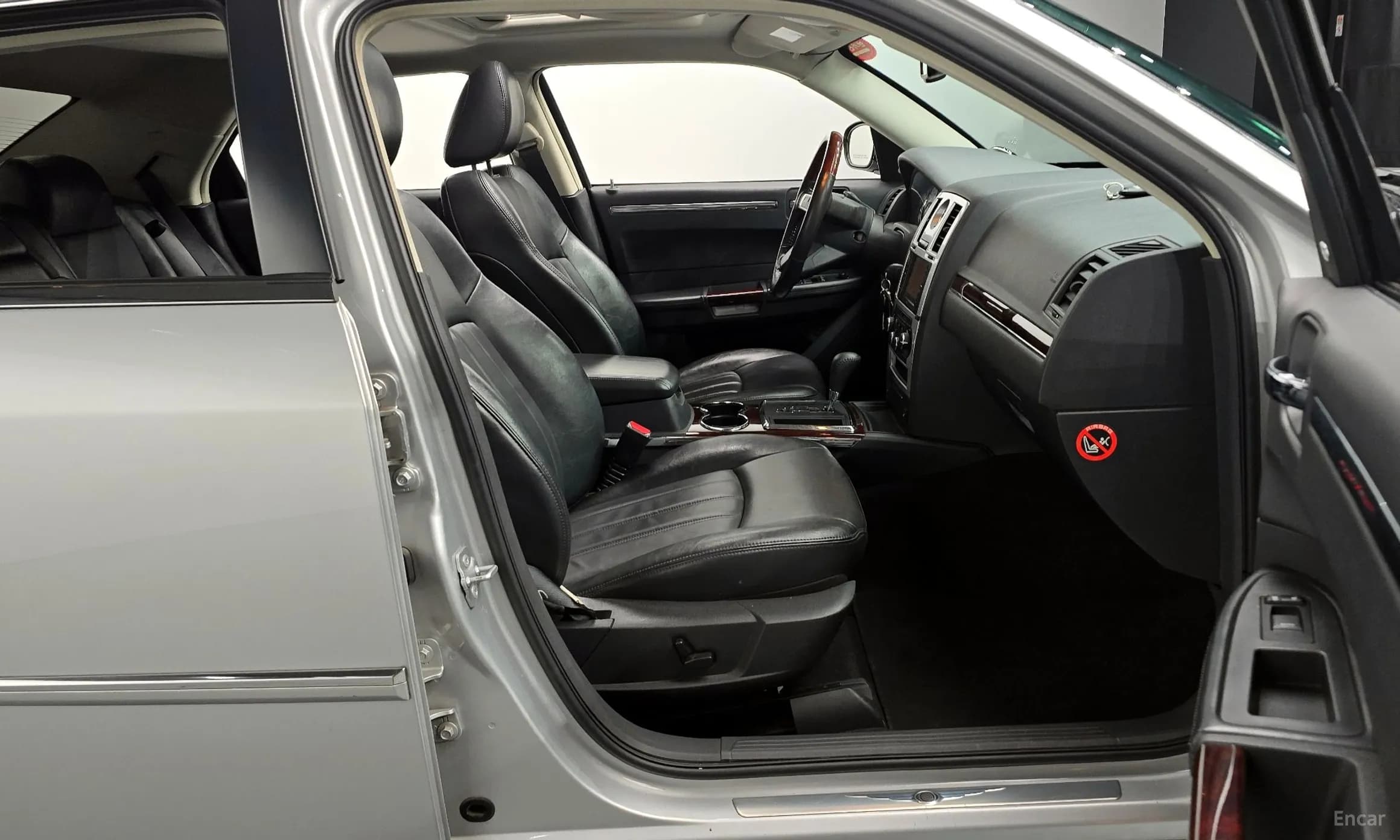 300C