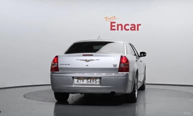 300C