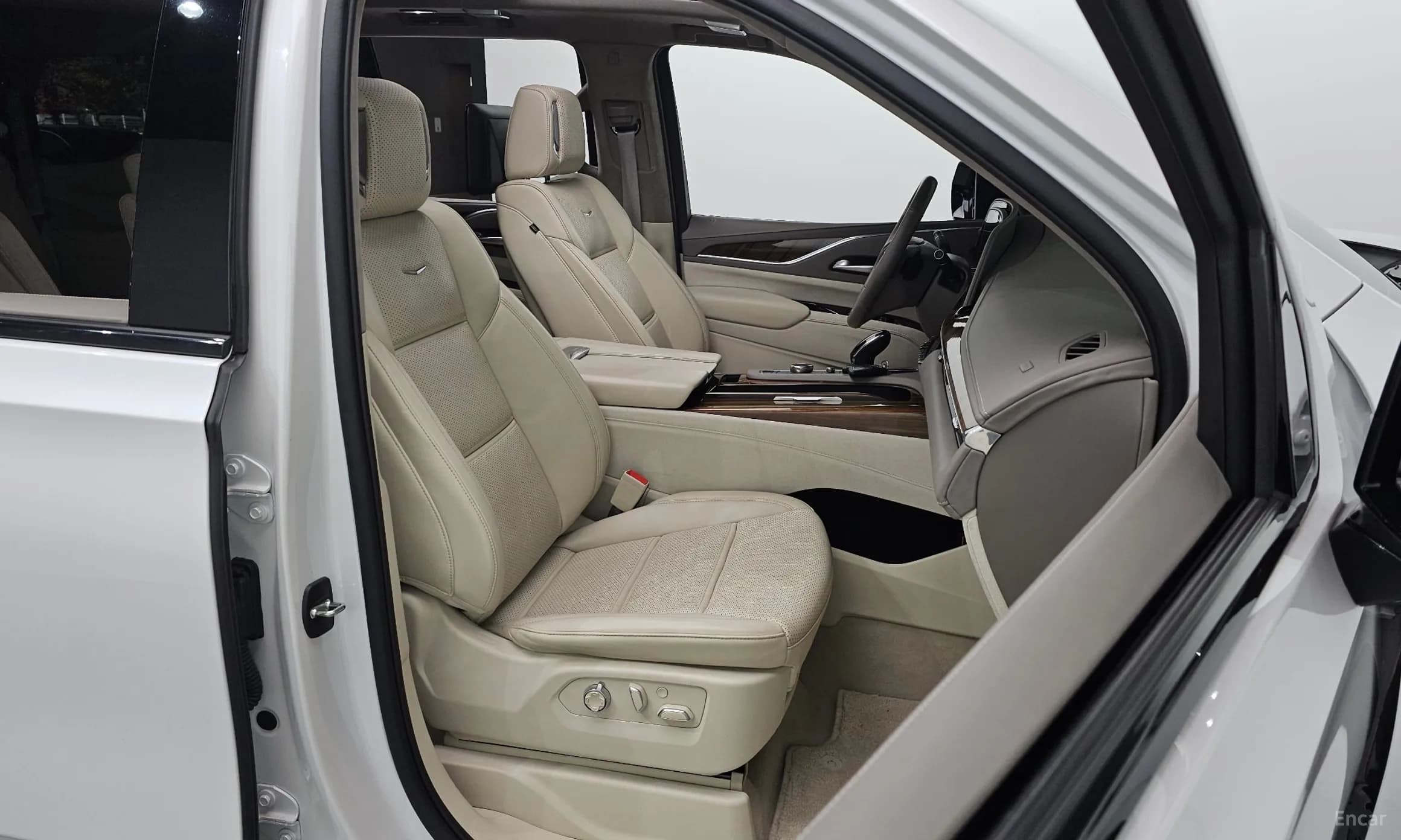 Escalade 5th Generation