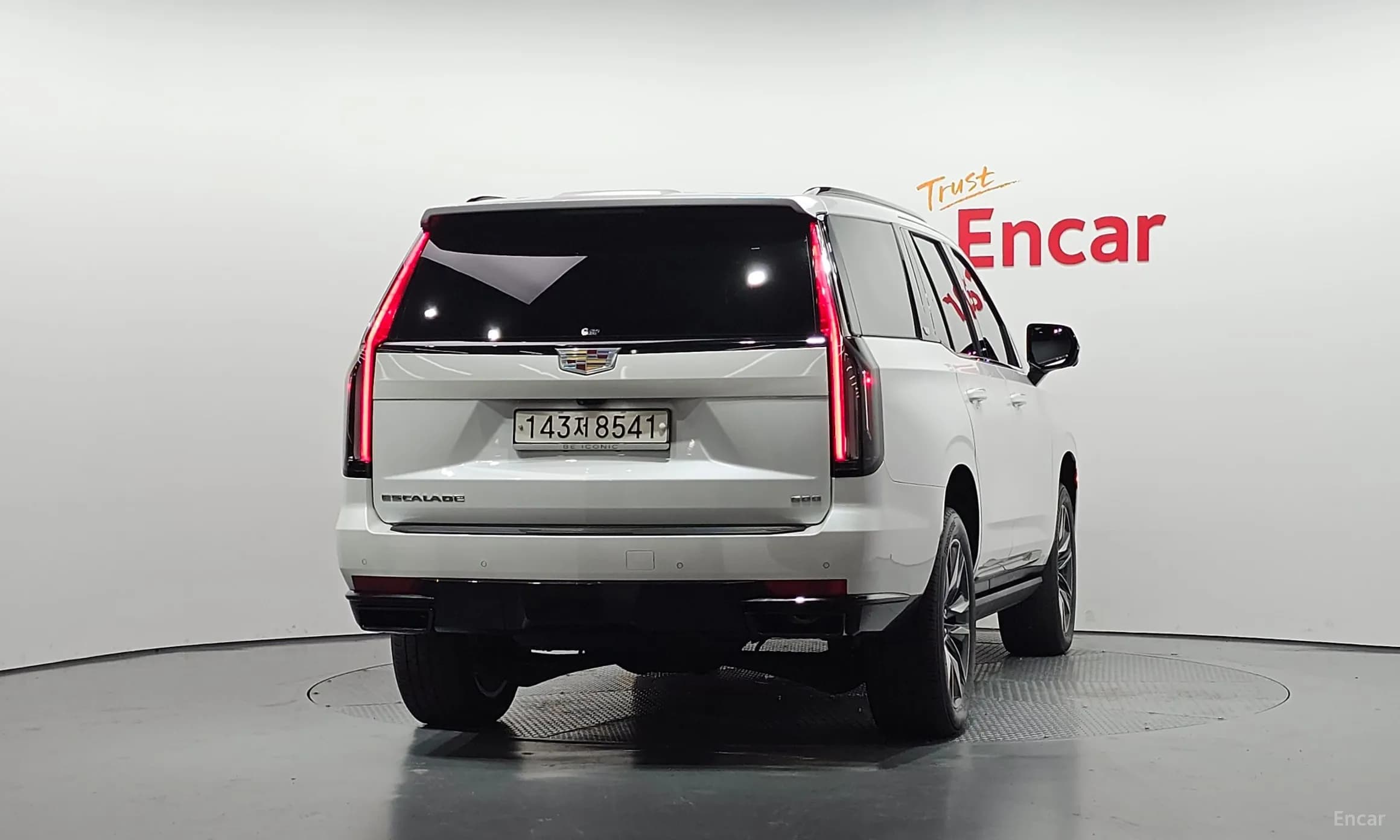 Escalade 5th Generation