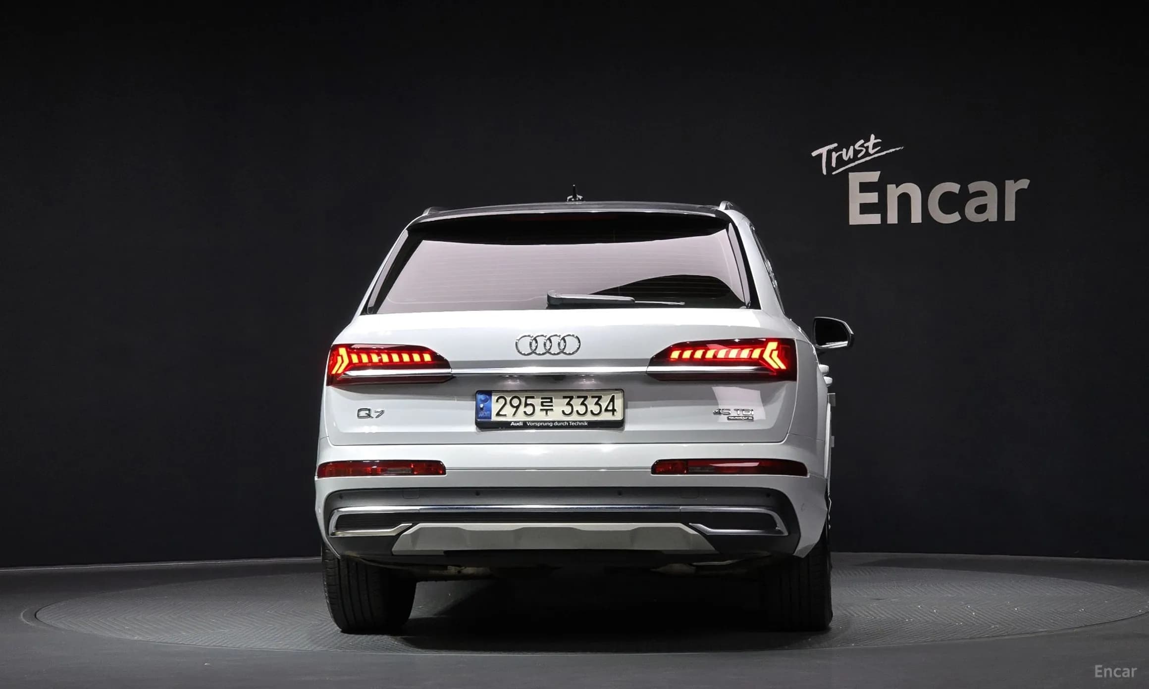 Q7 (4M)