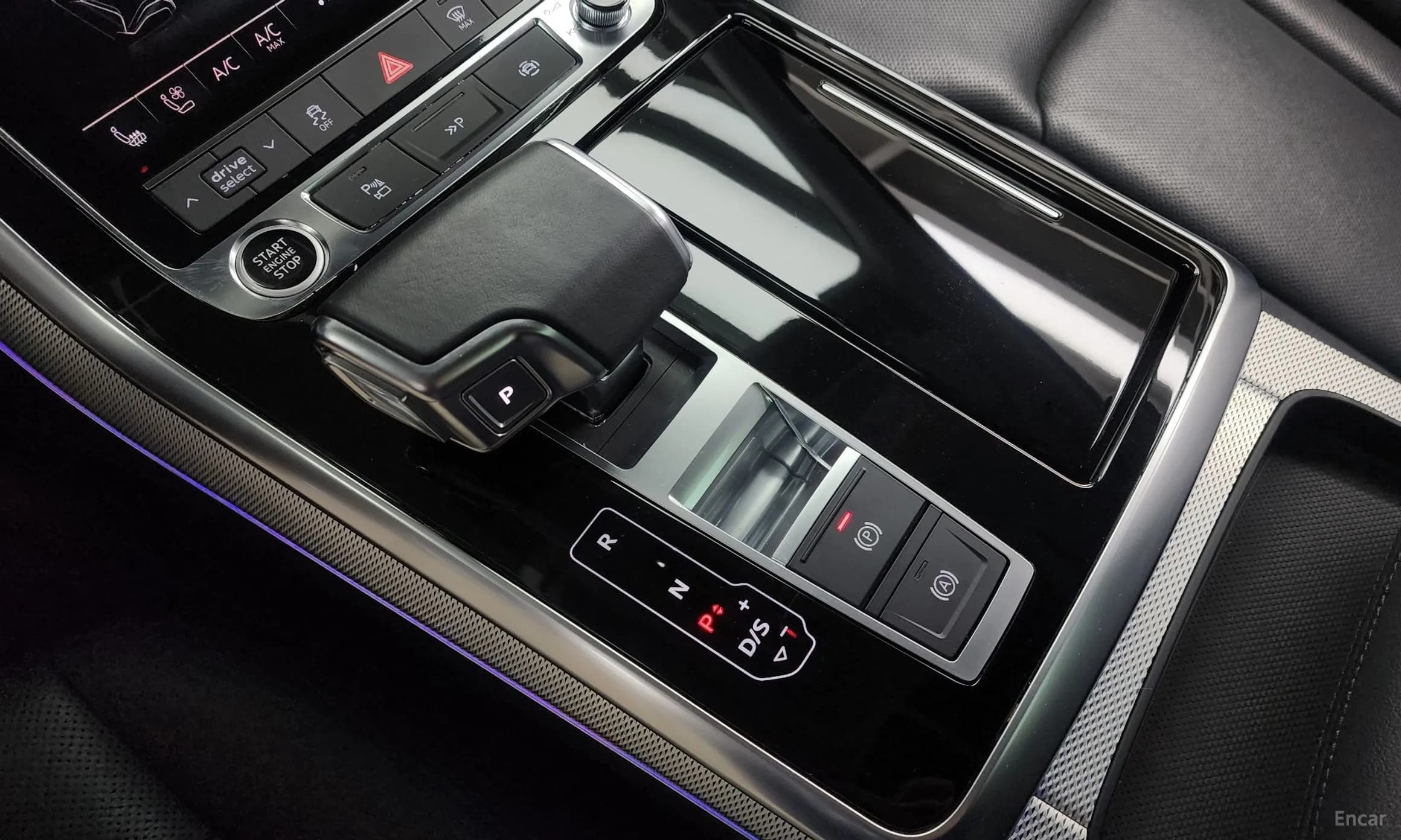 Q7 (4M)