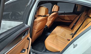 5 Series (G30)