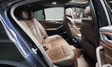 5 Series (G30)