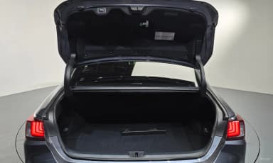ES300h 7th Generation