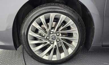 ES300h 7th Generation
