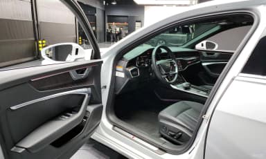 A6 (C8)