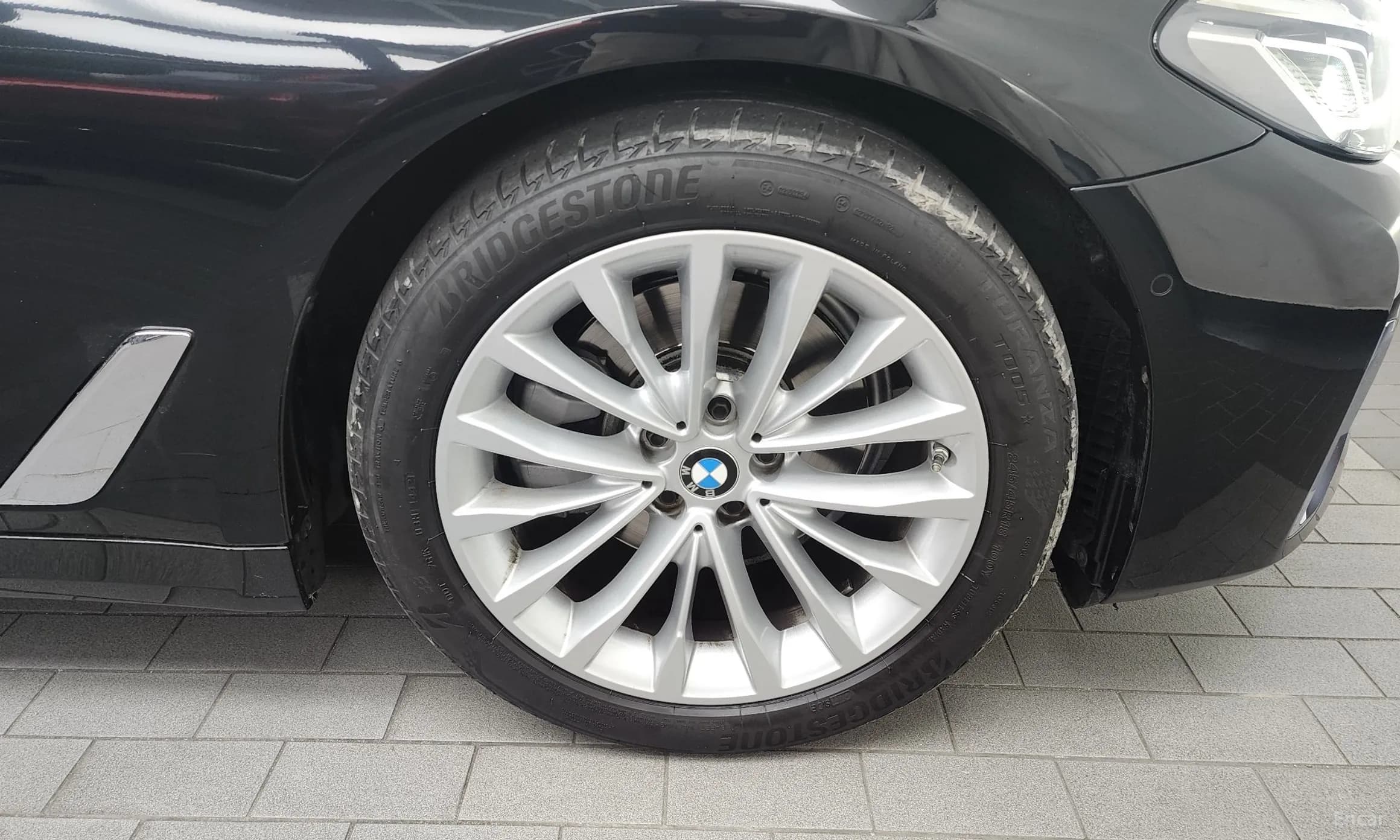 5 Series (G30)
