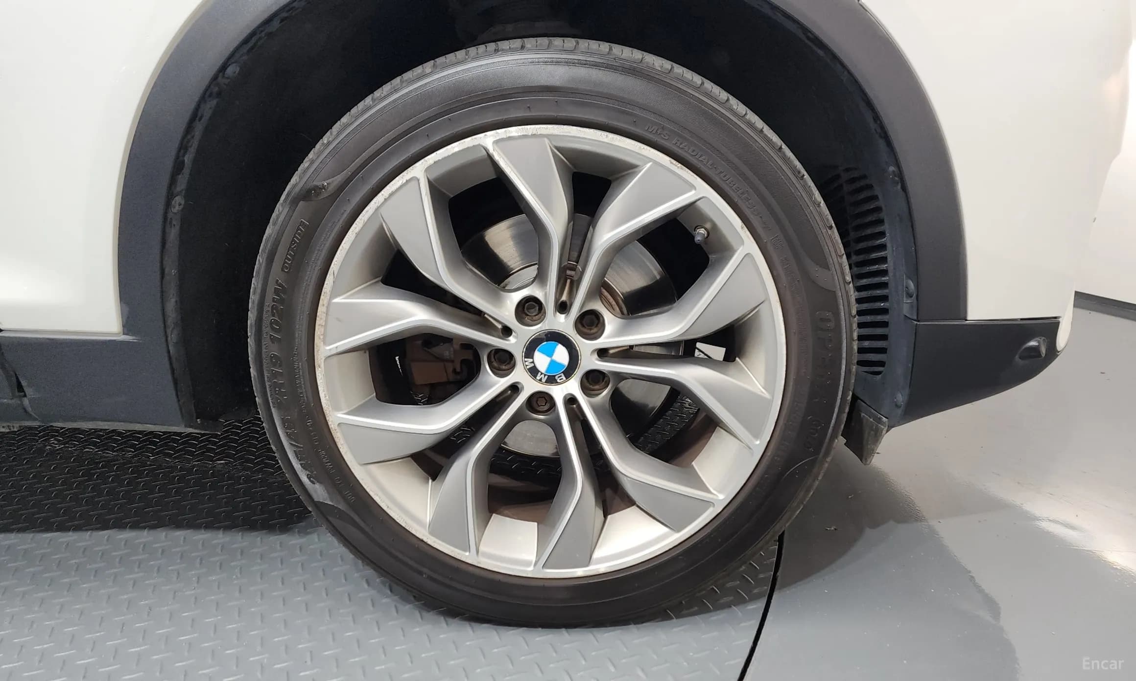 X4 (F26)