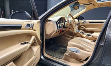 New Cayenne