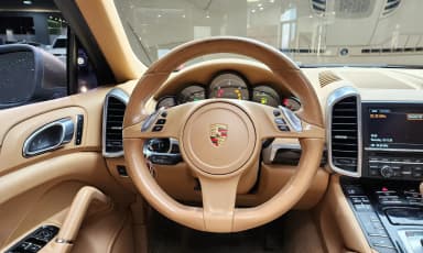 New Cayenne