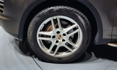New Cayenne