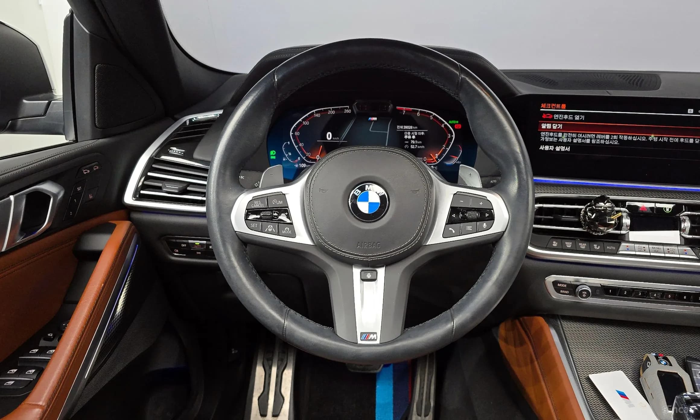 X6 (G06)
