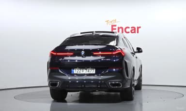 X6 (G06)