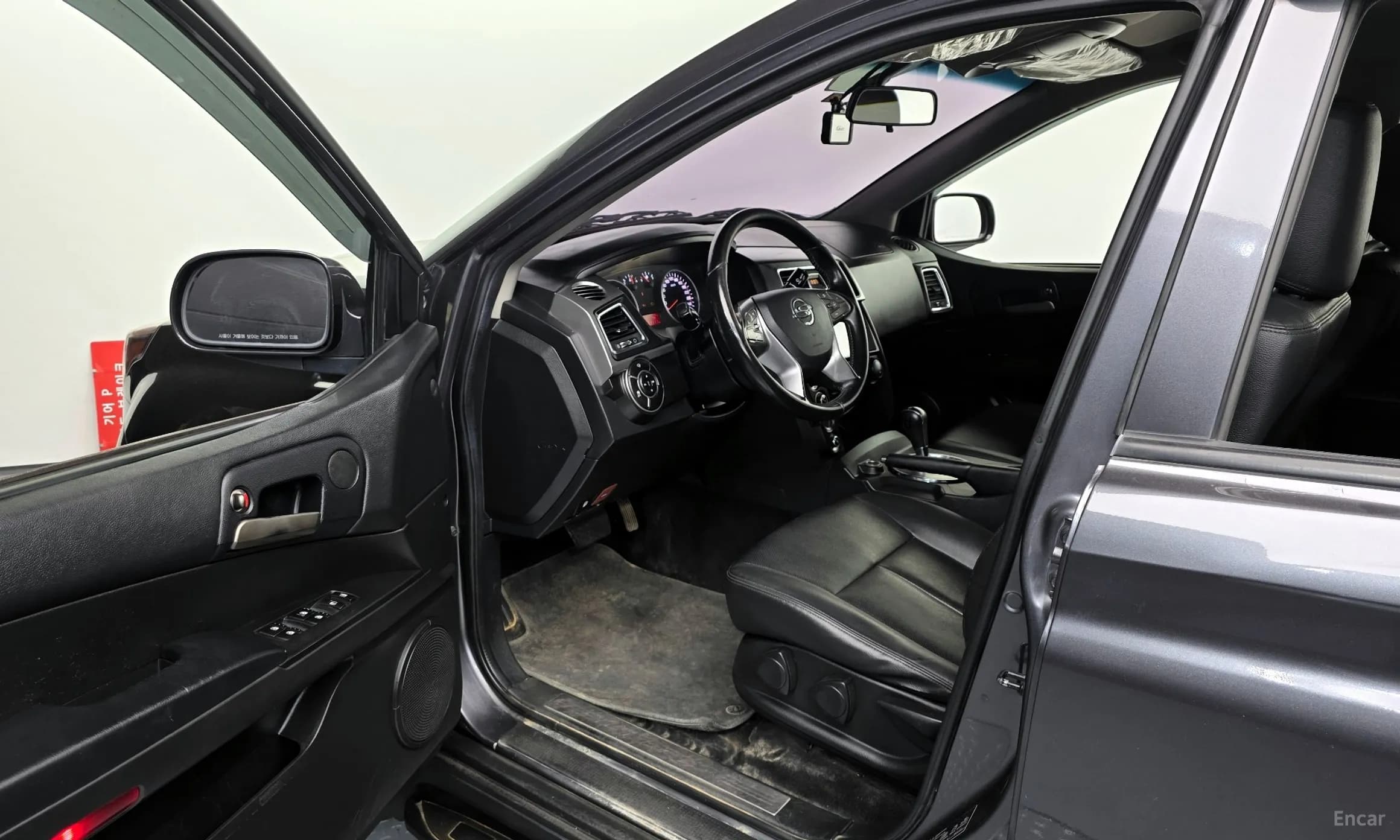 Korando Sports