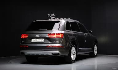 Q7 (4M)