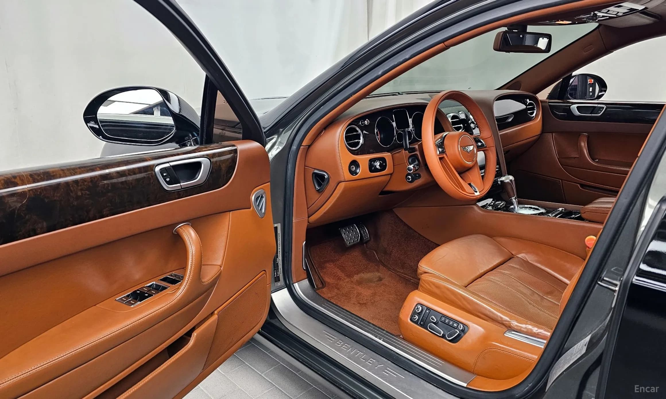 Flying Spur Gen 1