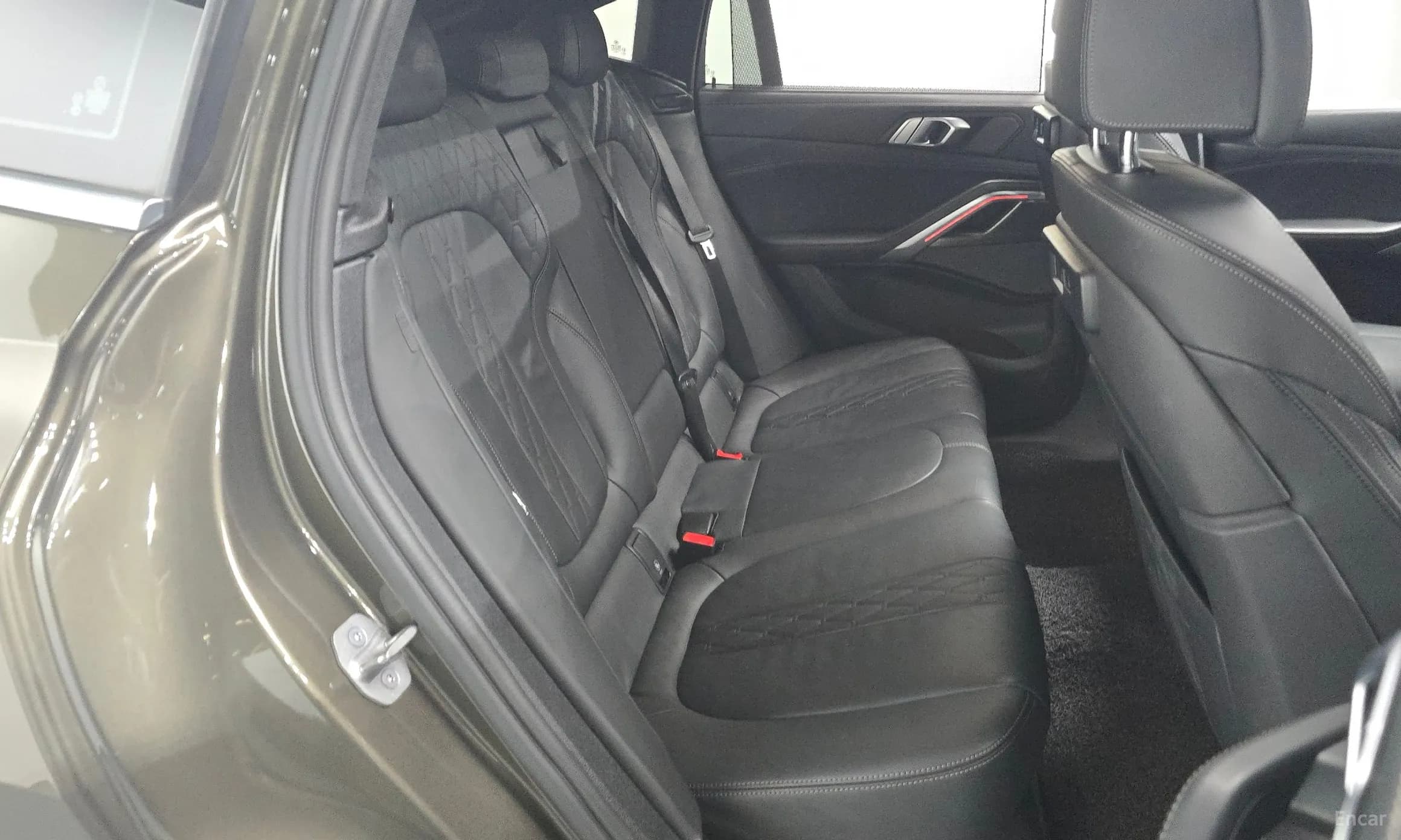 X6 (G06)