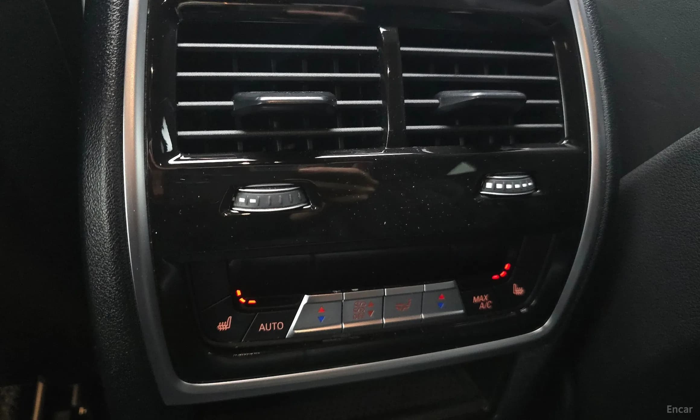 X6 (G06)