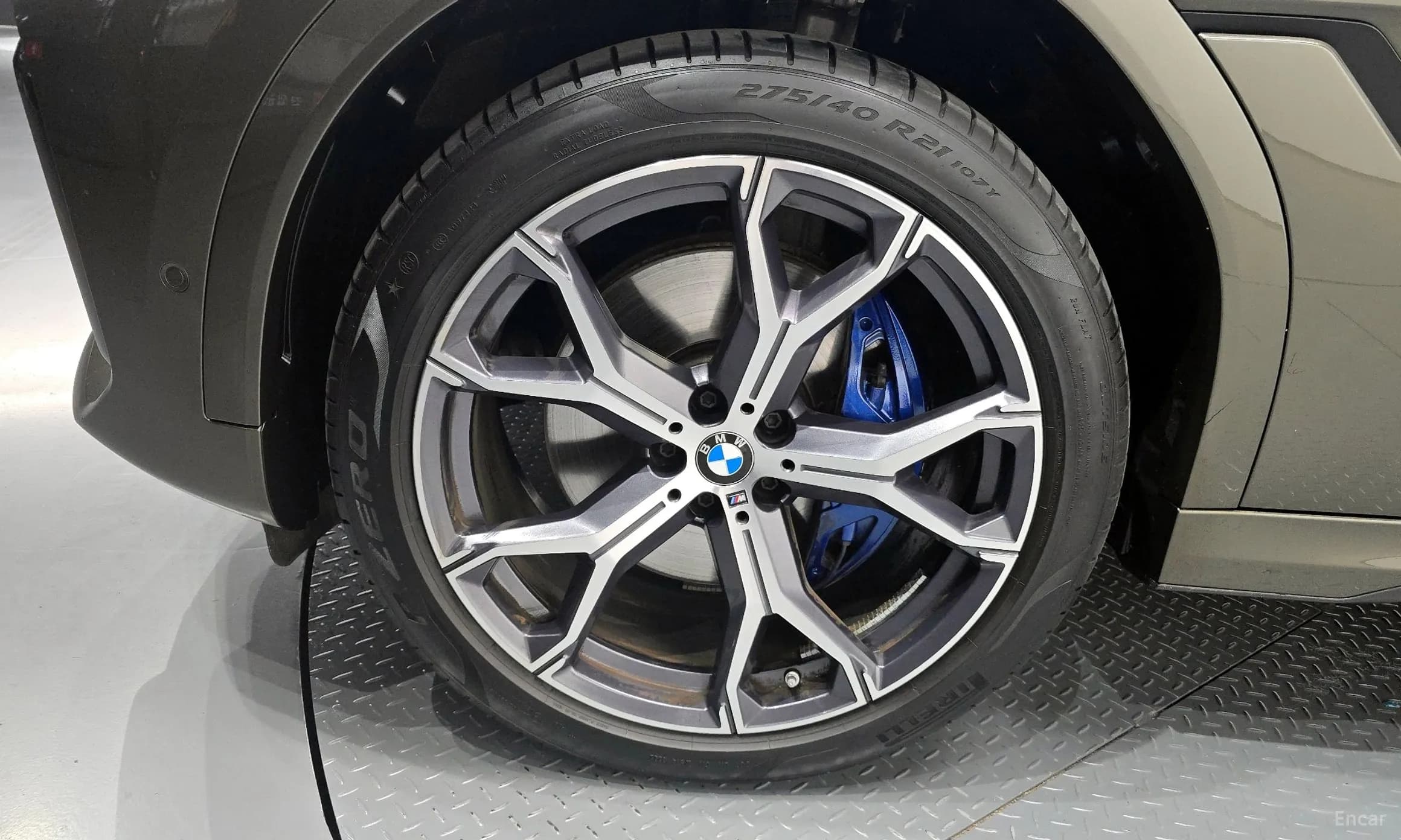 X6 (G06)