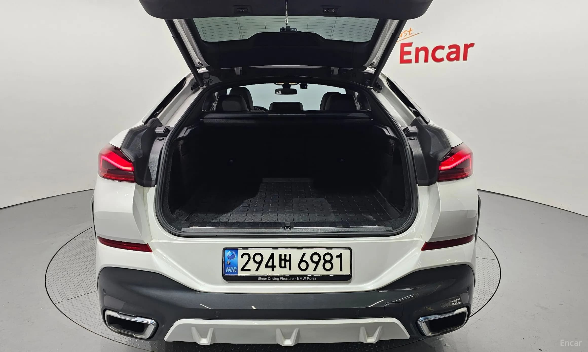 X6 (G06)