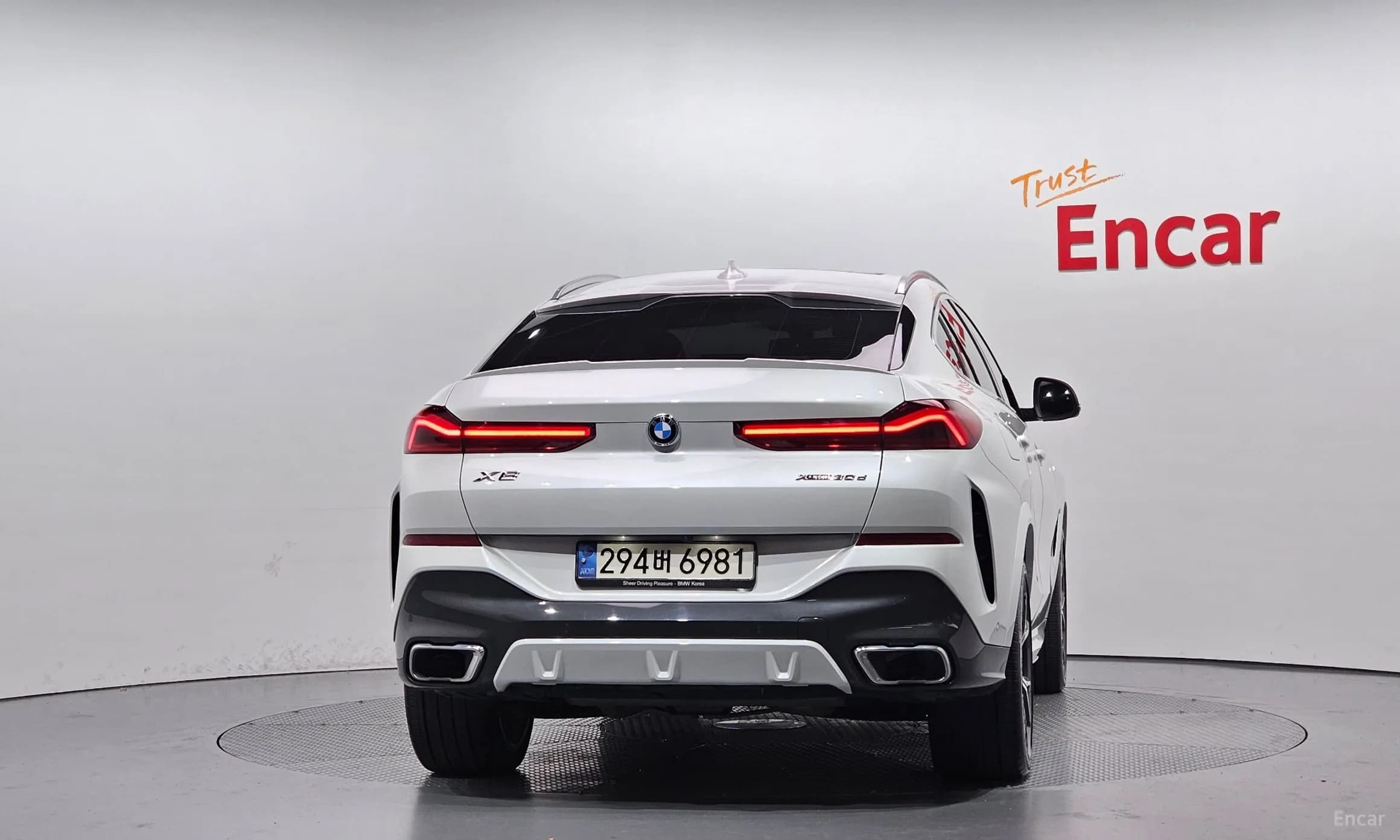 X6 (G06)