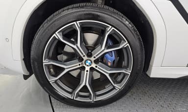 X6 (G06)