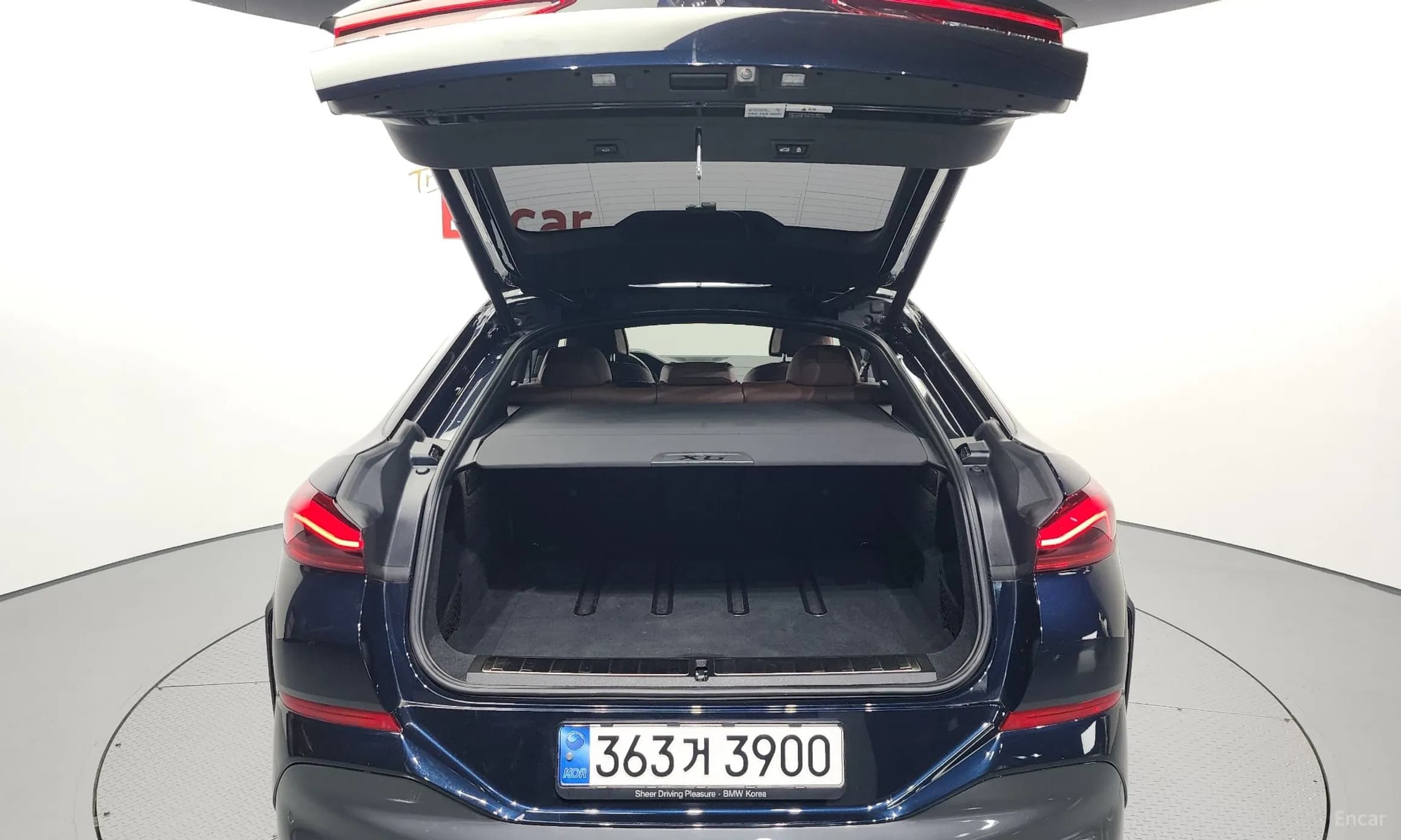 X6 (G06)