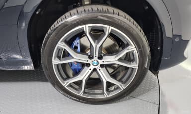 X6 (G06)