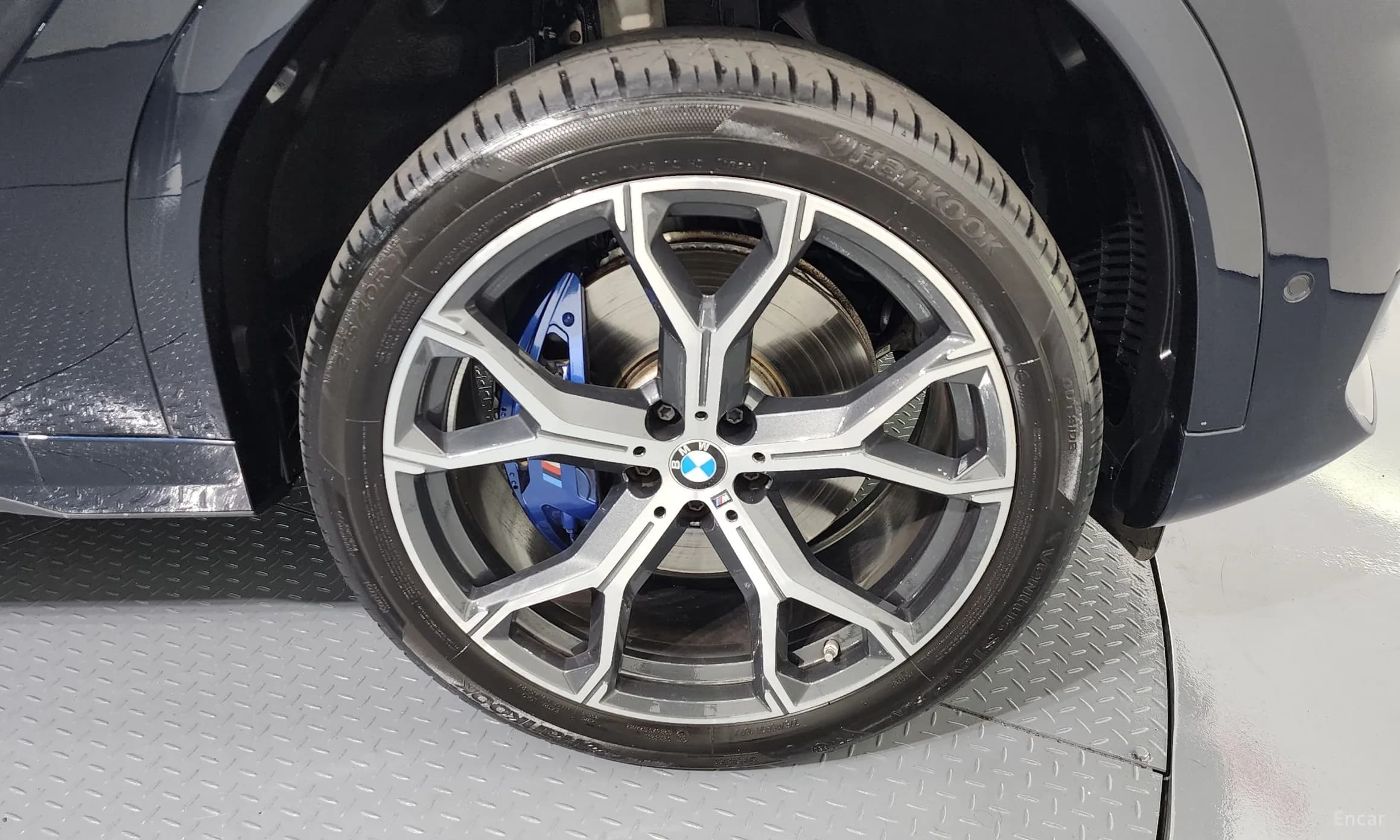 X6 (G06)