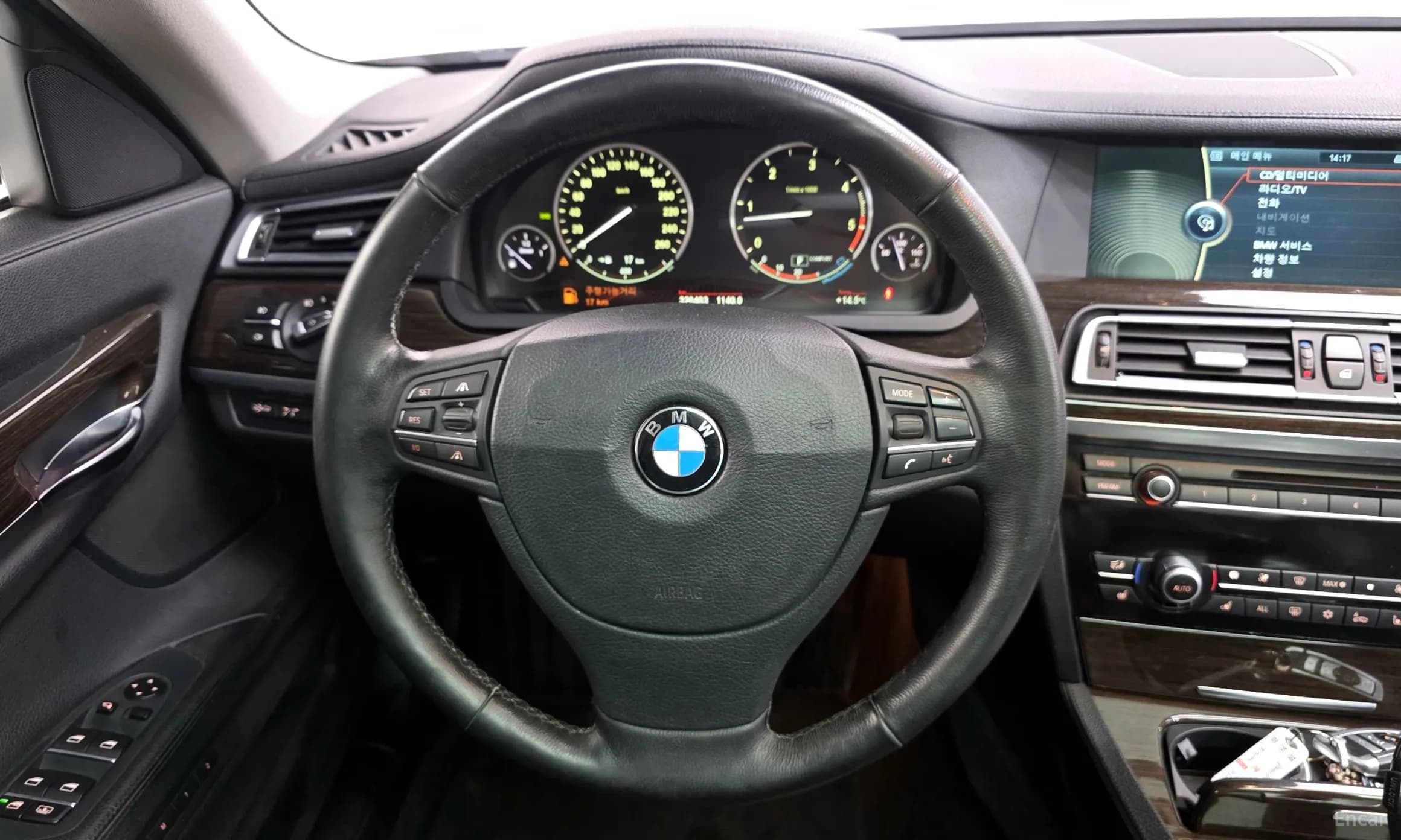 7 Series (F01)