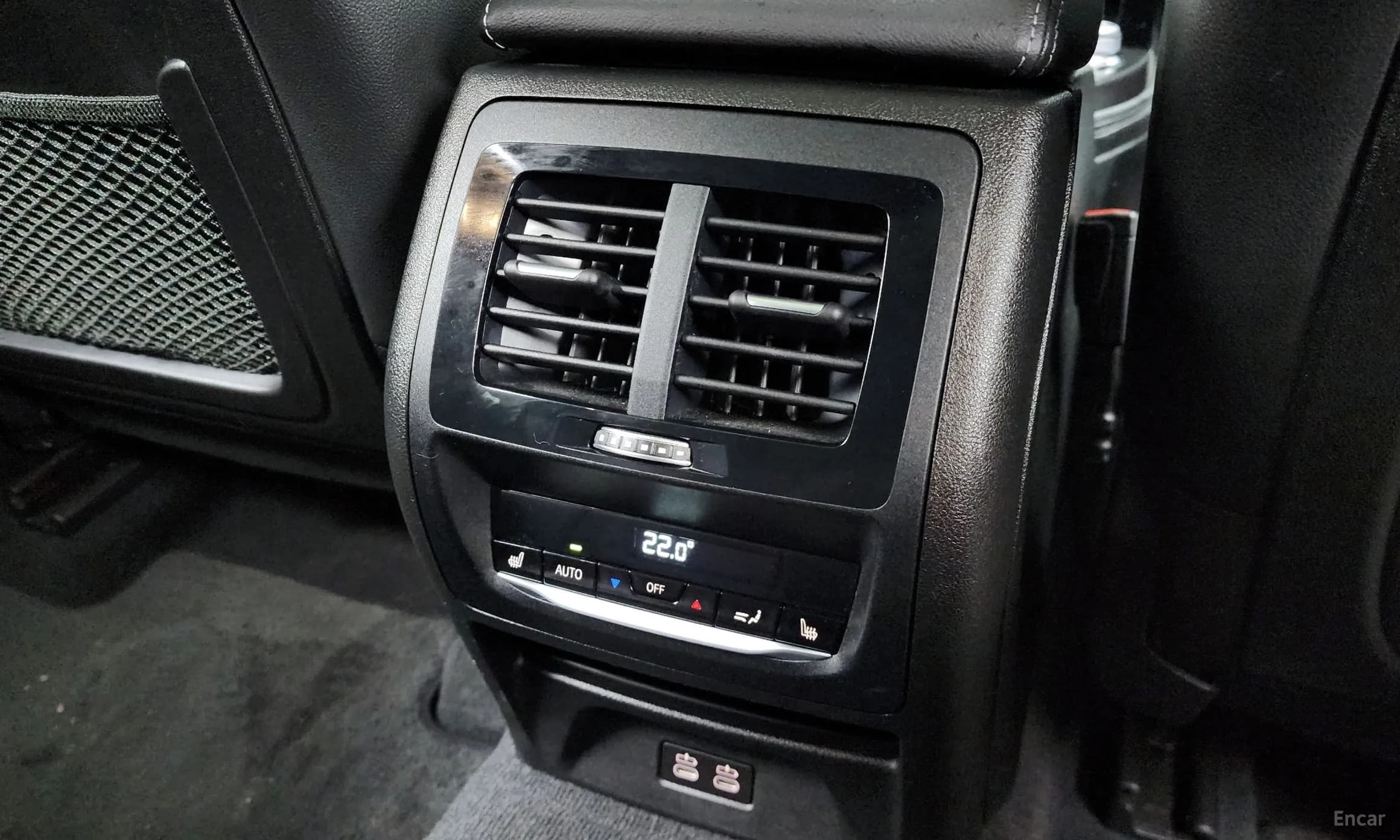 X4 (G02)
