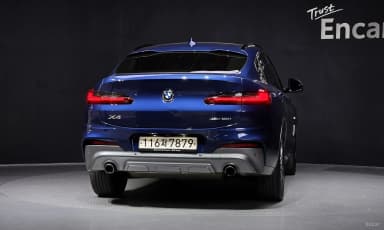 X4 (G02)