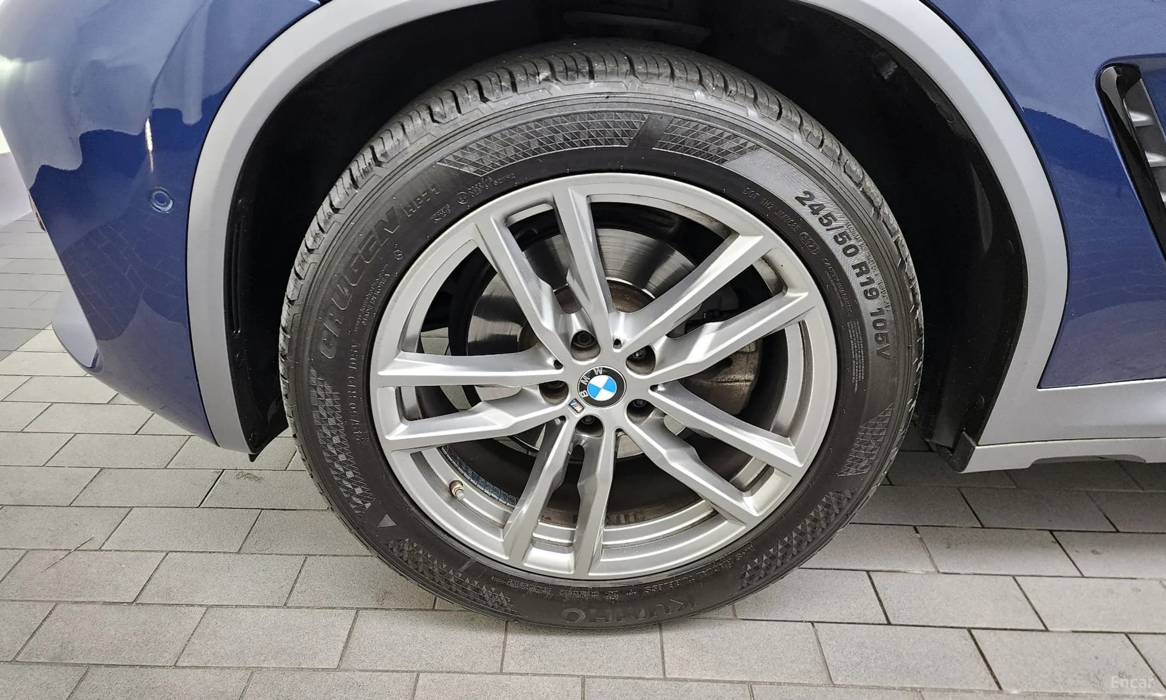 X4 (G02)