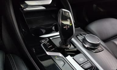 X4 (G02)
