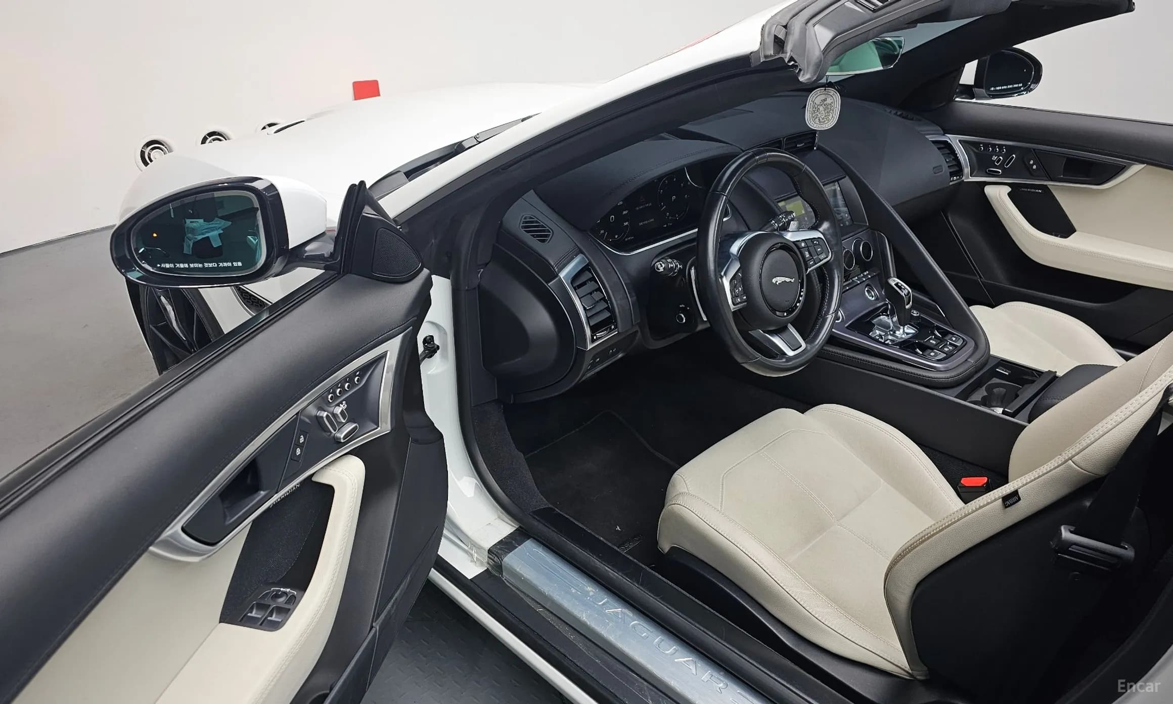F-TYPE