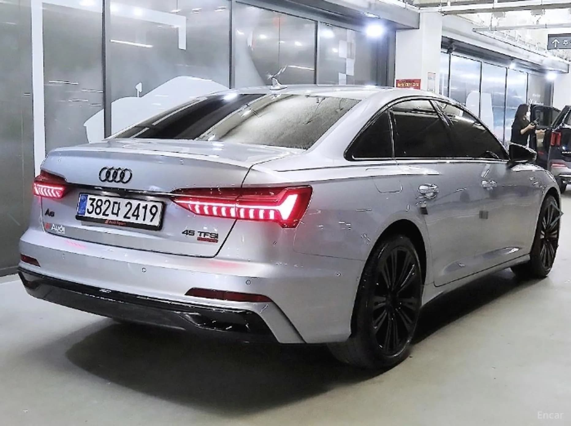 A6 (C8)