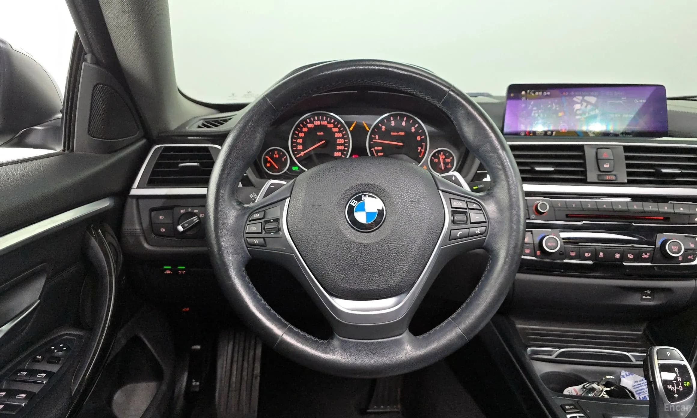 Series 4 (F32)