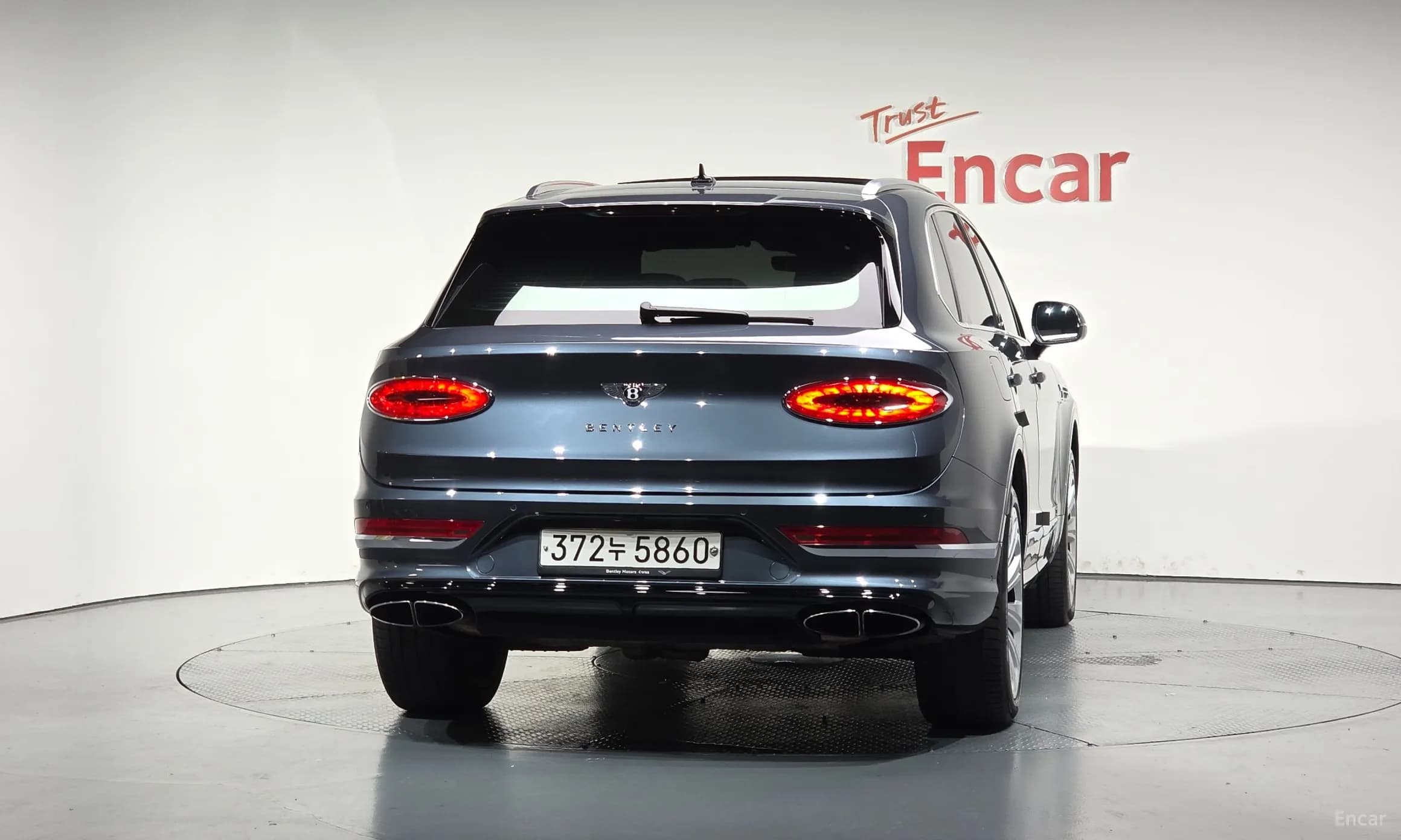 Bentayga