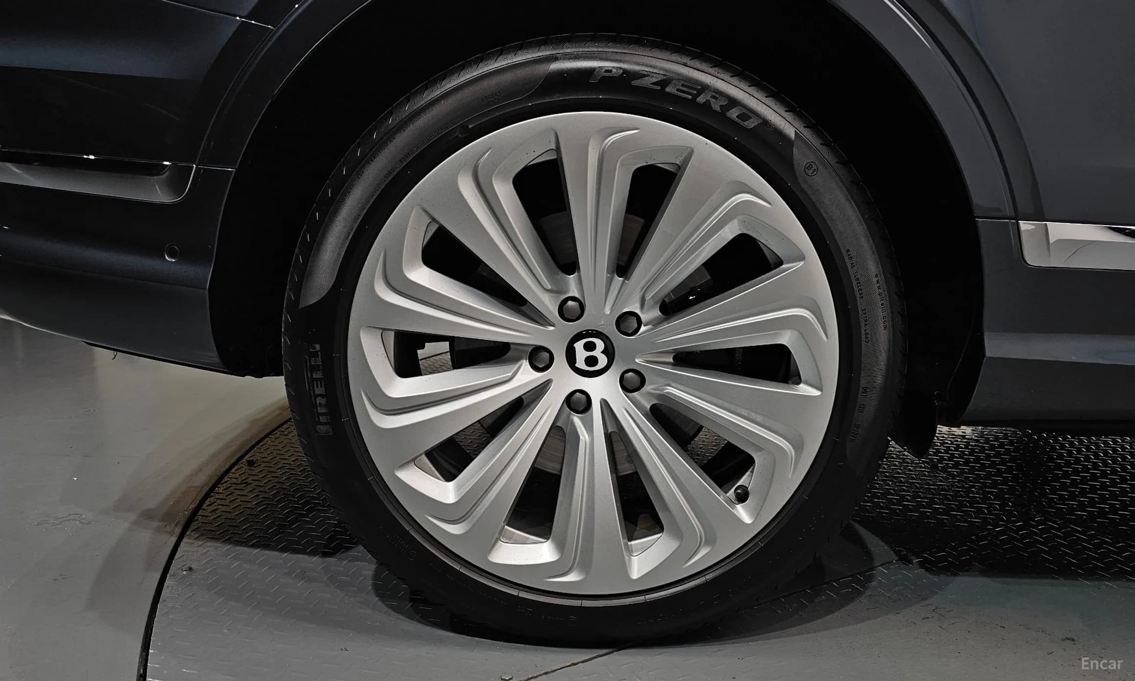 Bentayga
