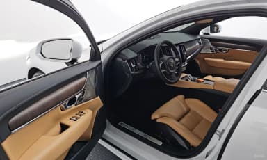 S90