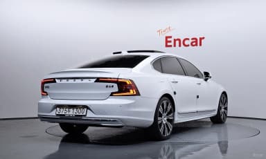 S90