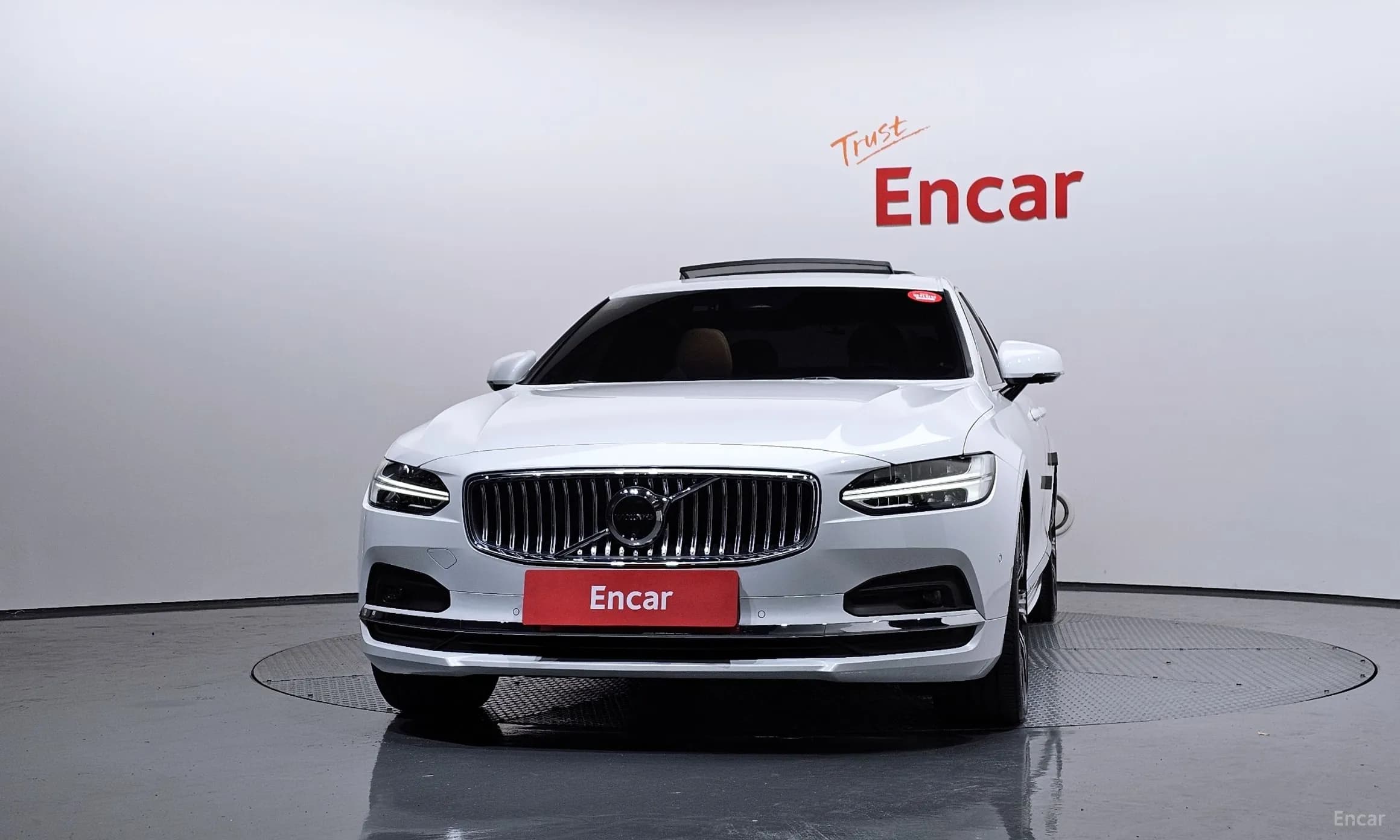 S90