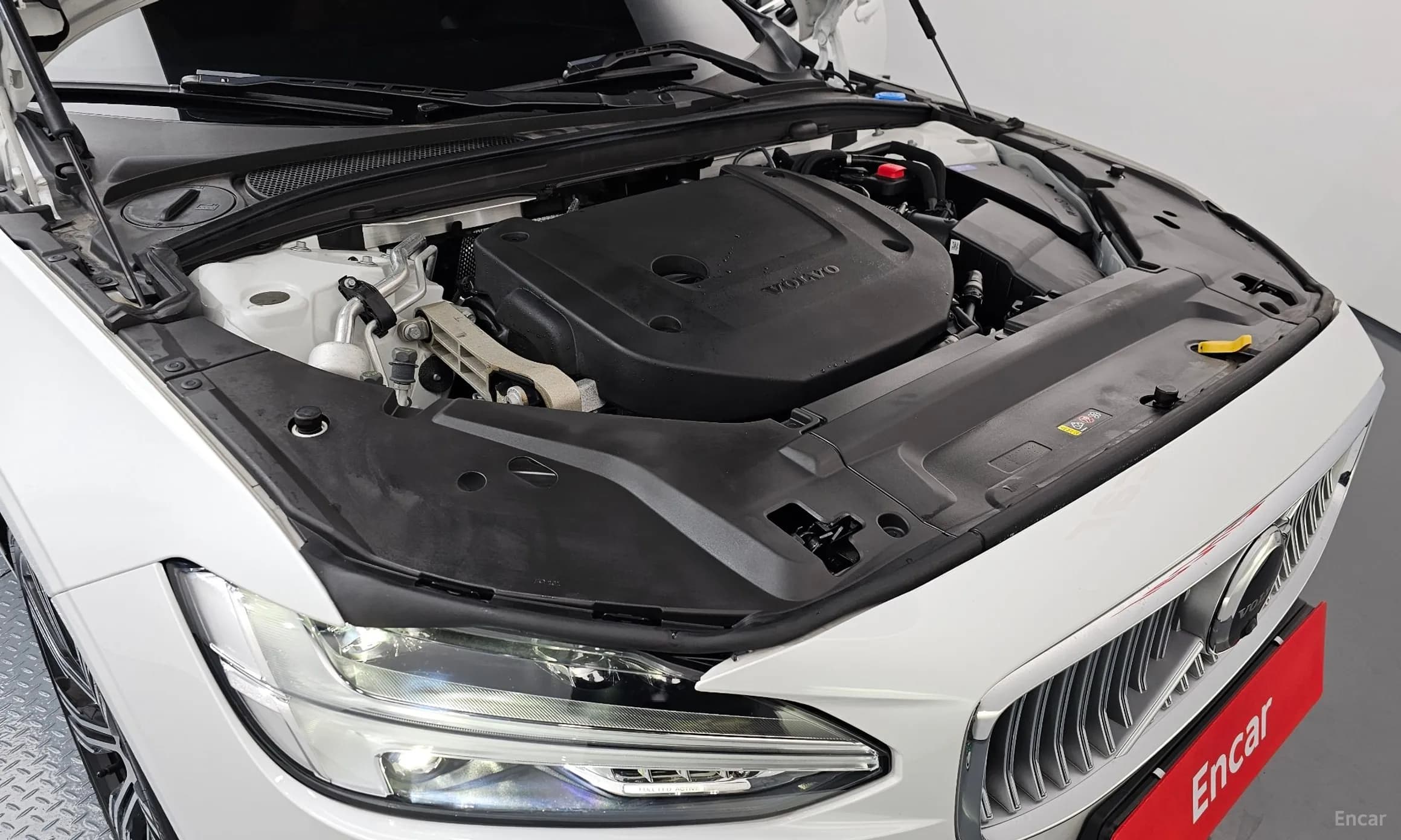 S90