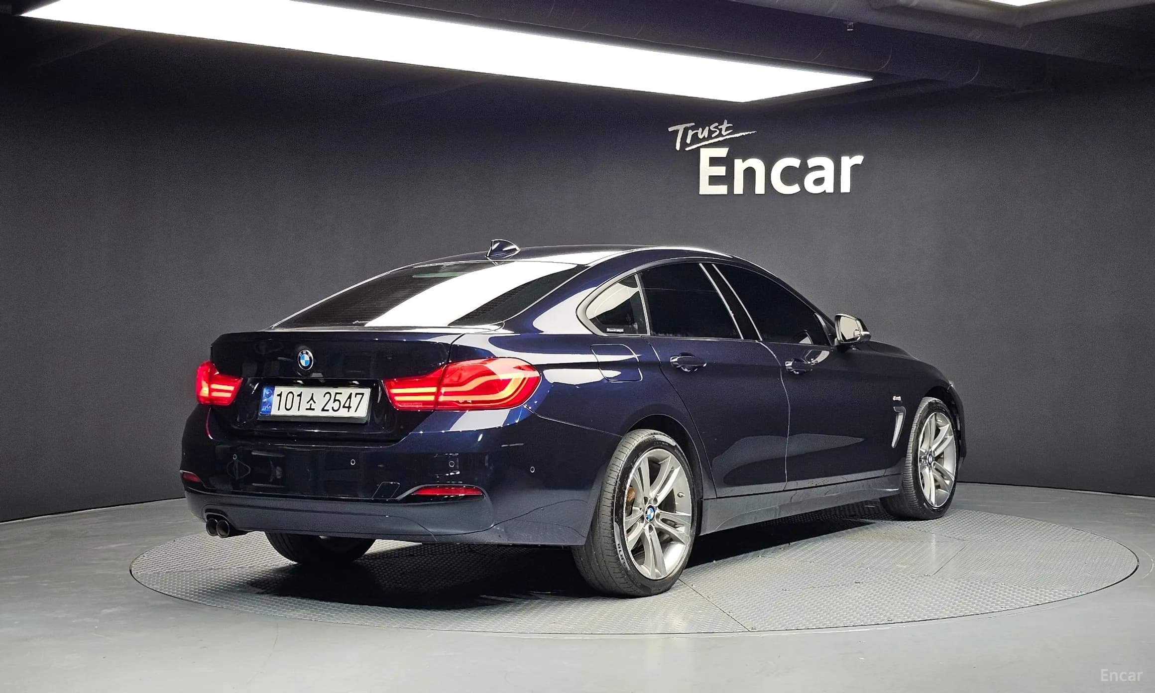 Series 4 (F32)