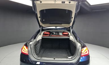 Series 4 (F32)