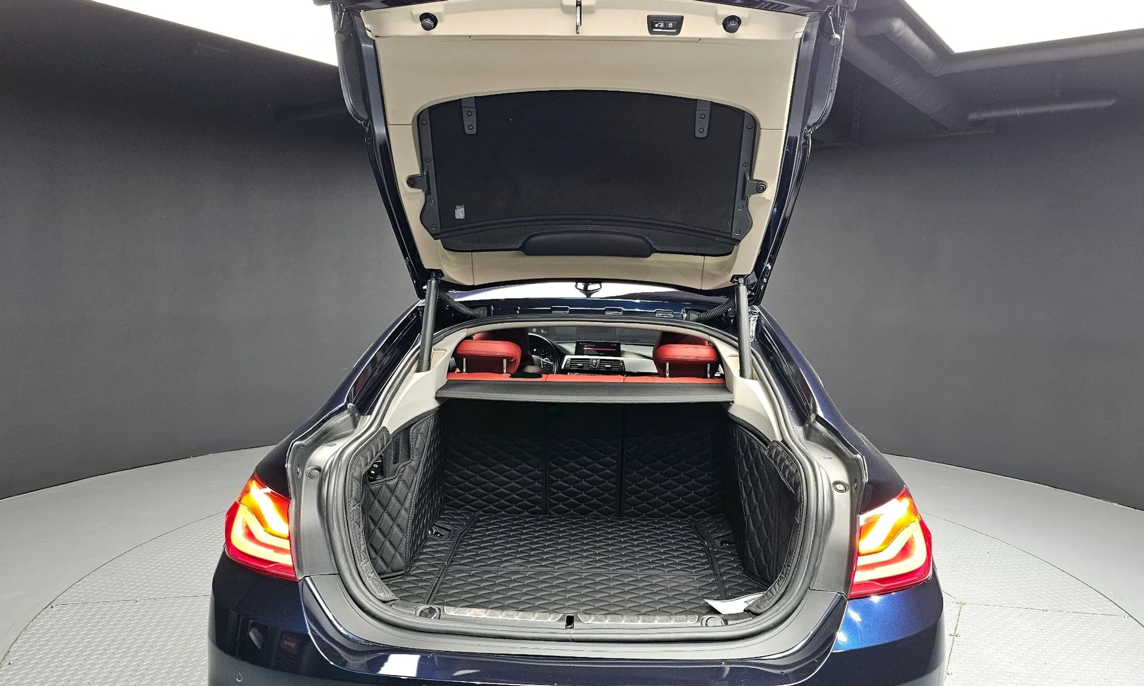 Series 4 (F32)
