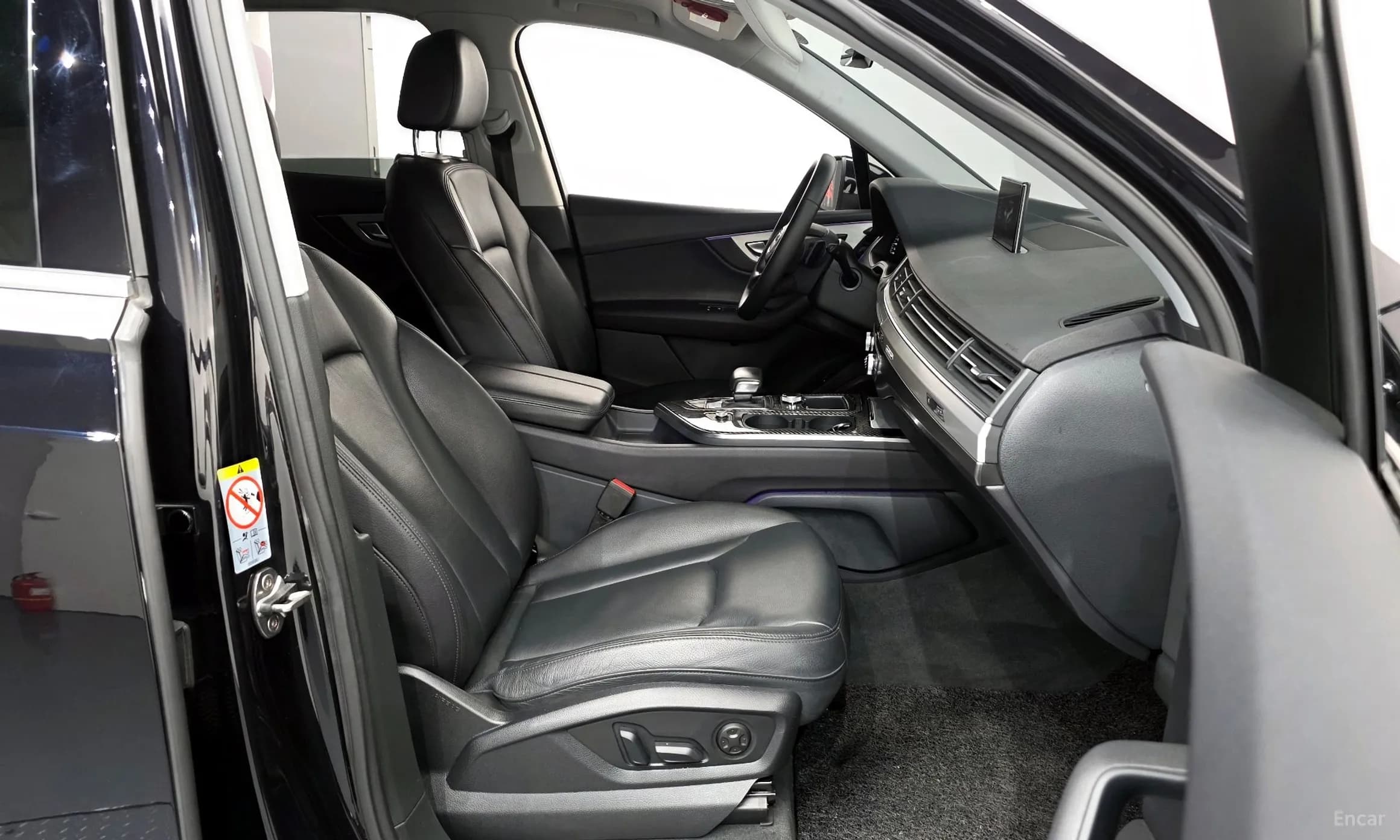 Q7 (4M)