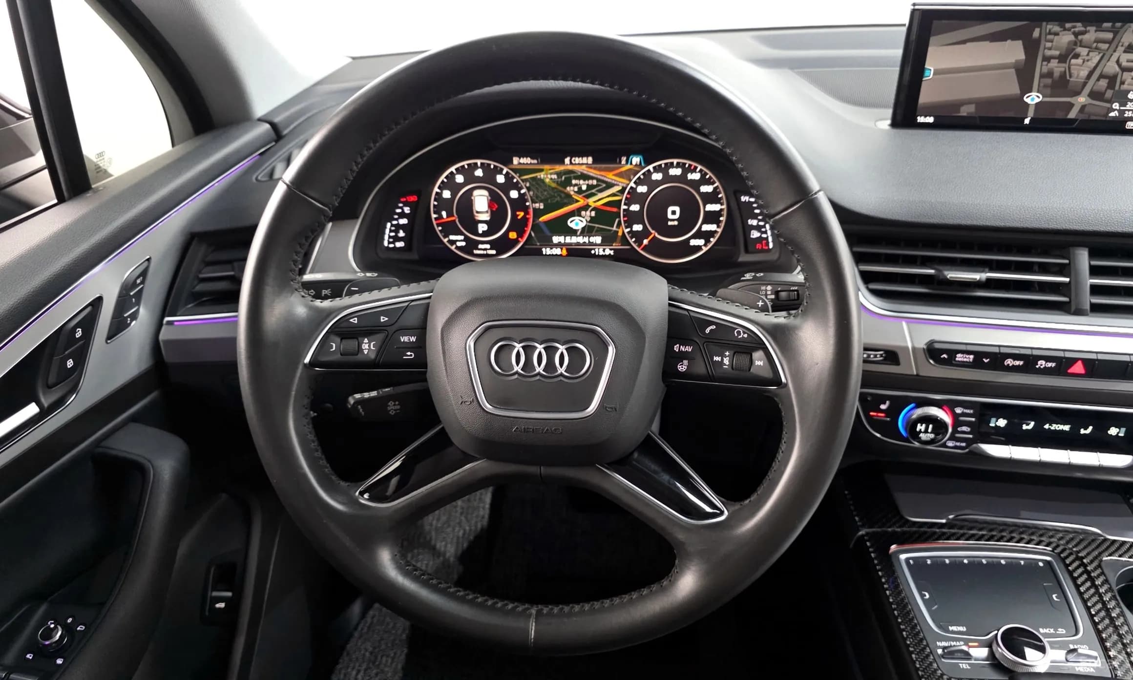 Q7 (4M)