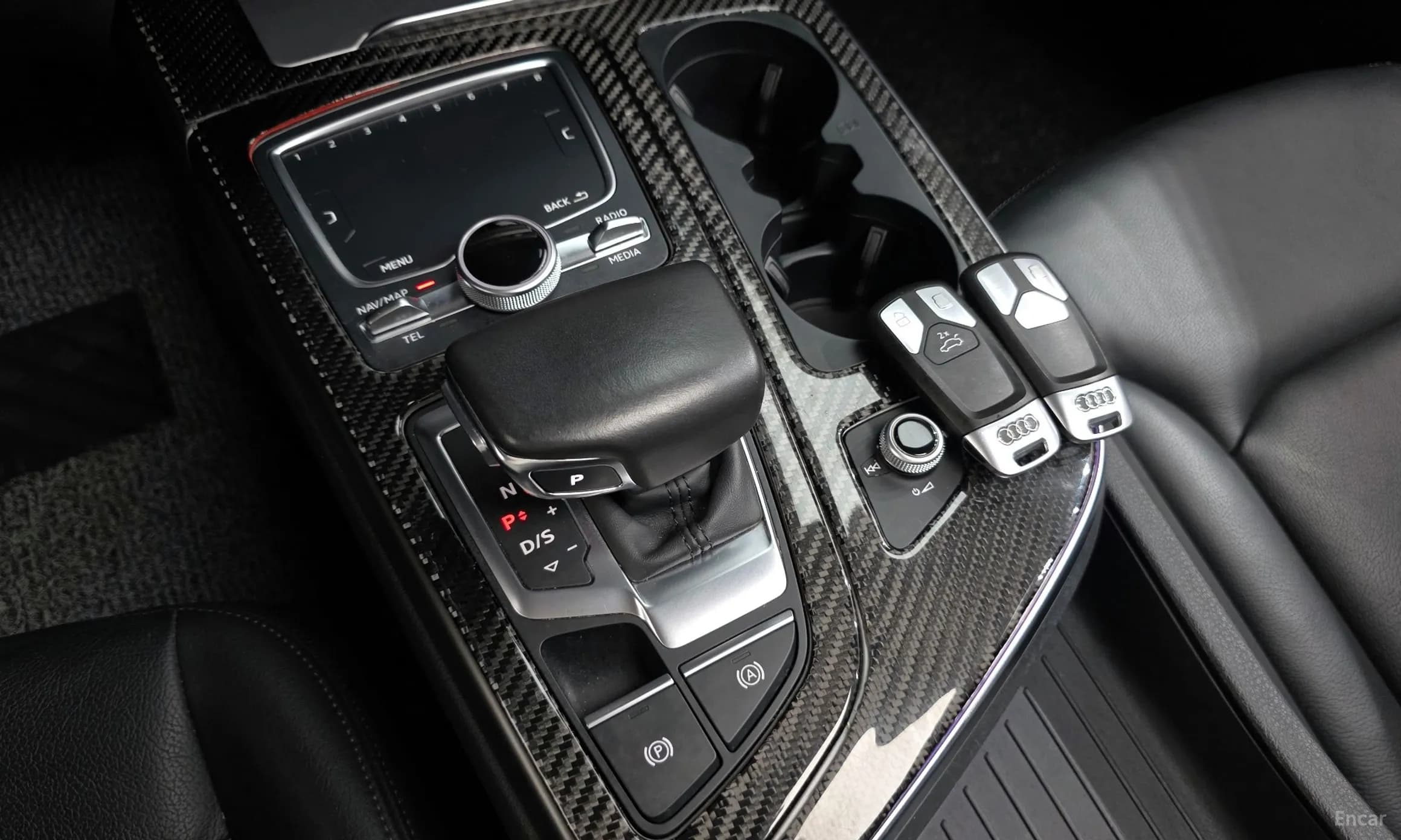 Q7 (4M)